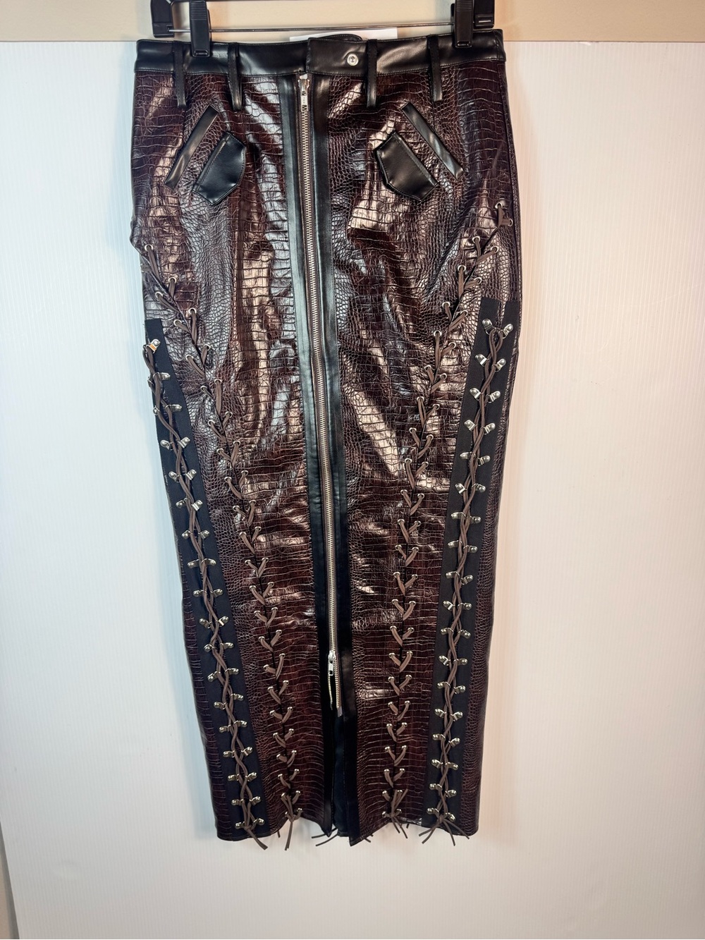 AKIRA Brown Faux Croc Fur Corset Top & Lace Up Maxi Skirt Set NWT - Picture 5 of 8